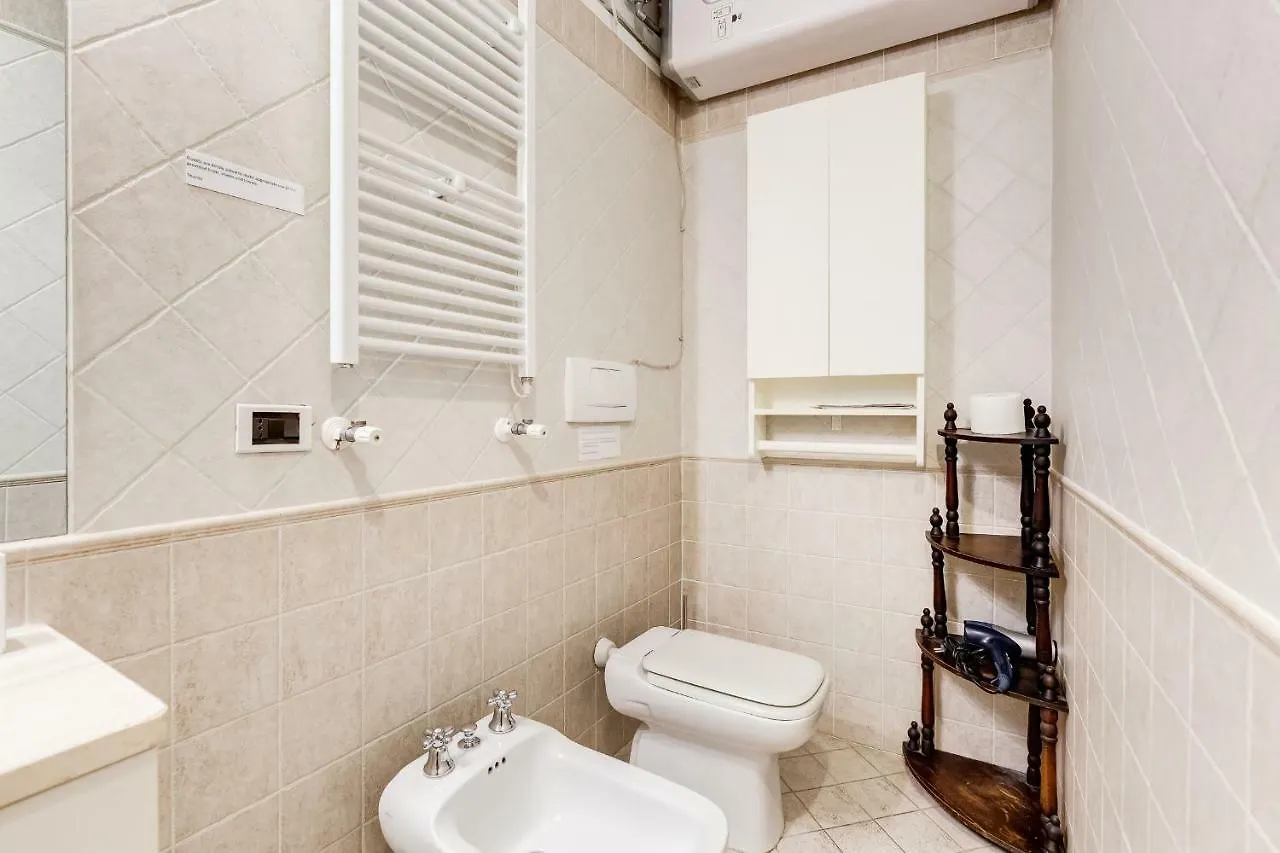 Diana-Spanish Steps House Roma Apartamento