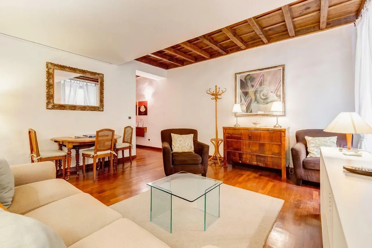 Diana-Spanish Steps House Roma Italia